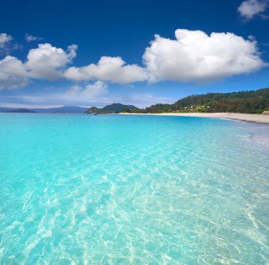 Rodas plaj turkuaz Galicia İspanya'nın Vigo yakınındaki Islas CIES Adaları