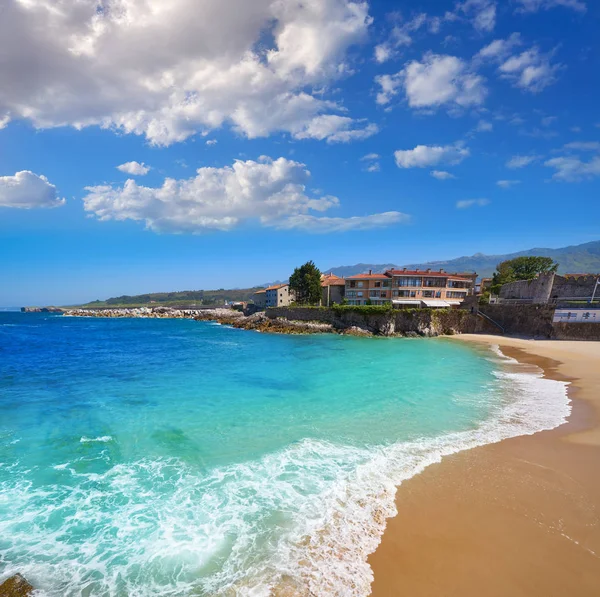 Playa Llanes Sablon Asturias España — Foto de Stock