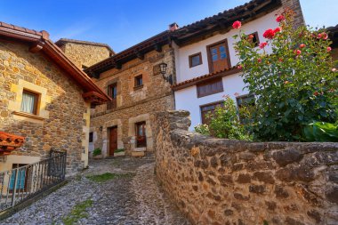 Potes köyü cepheler: Cantabria, İspanya