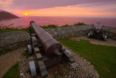 Ribadesella canon silah Asturias, İspanya