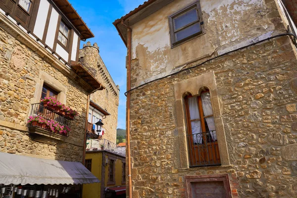 Potes Falu Homlokzatok Cantabria Spanyolország — Stock Fotó