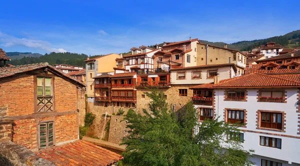 Potes Vesnice Fasády Španělské Kantábrii — Stock fotografie