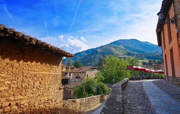 Potes Vesnice Fasády Španělské Kantábrii — Stock fotografie