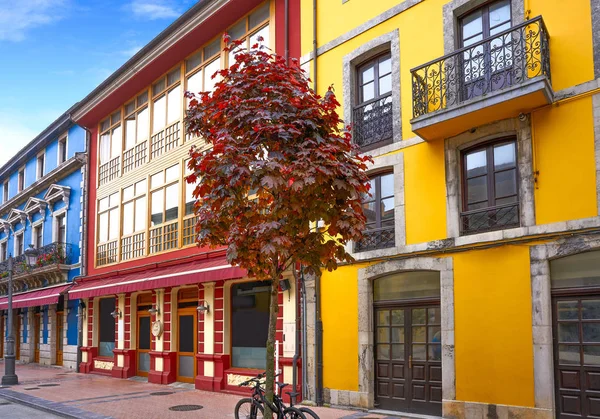 Ribadesella Fassaden Asturien Spaniens — Stockfoto