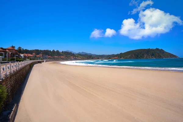 Playa Ribadesella Santa Marina Asturias España — Foto de Stock