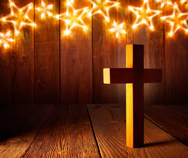 Cruz Madera Cristiana Sobre Estrellas Navidad Fondo Madera —  Fotos de Stock
