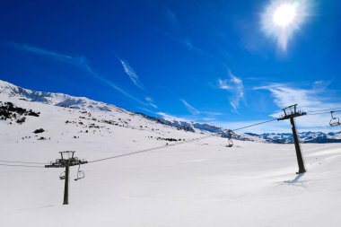 Baqueira bere Lerida Catalonia kayak merkezinde yer Pyrenees İspanya Aran vadisinde