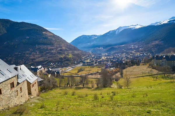 Vielha También Viella Pueblo Lérida Cataluña España Valle Aran Los —  Fotos de Stock