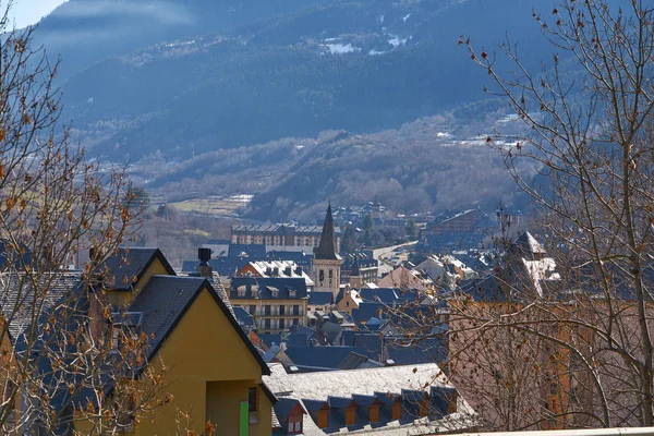 Vielha También Viella Pueblo Lérida Cataluña España Valle Aran Los —  Fotos de Stock