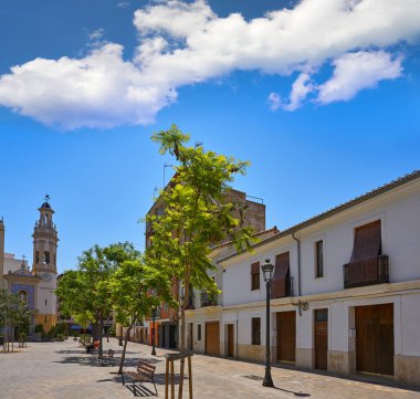 Plaza Patraix Meydanı ve Kilisesi Valencia İspanya şehir