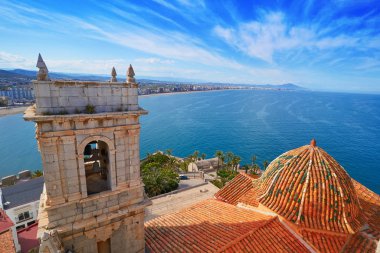 Peniscola hava sahil köyü Akdeniz İspanya Castellon