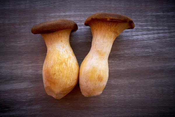 Boletus Edulis Las Setas Sobre Tabla Madera —  Fotos de Stock