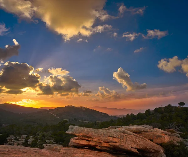 Garbi Tepe Günbatımında Calderona Sierra Valencia Spanya — Stok fotoğraf