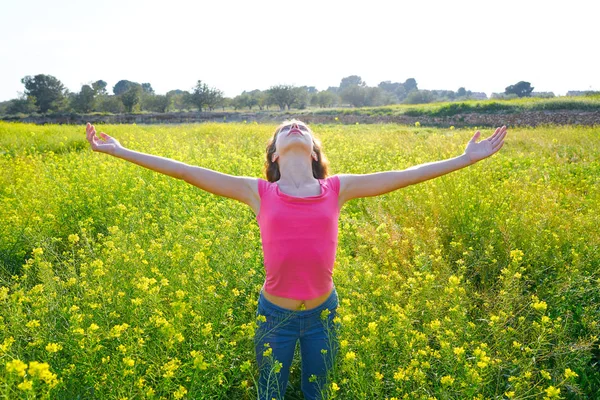 Open Arms Happy Teen Girl Spring Meadow Brunette — Stock Photo, Image