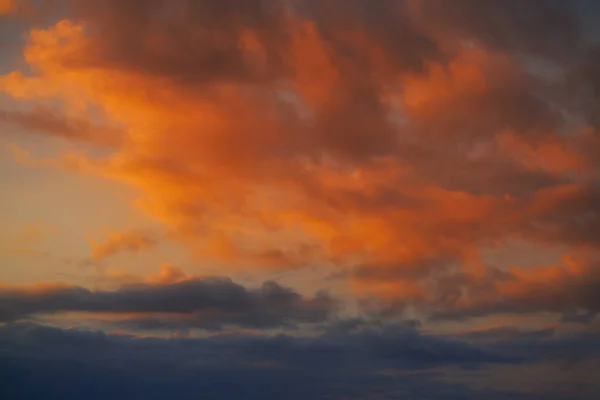 Avondrood Wolken Oranje Blauwe Kleuren — Stockfoto