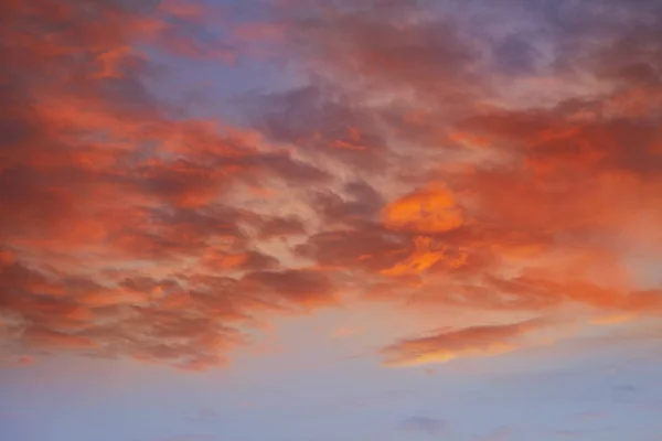 Puesta Sol Cielo Nubes Naranja Azul Colores — Foto de Stock