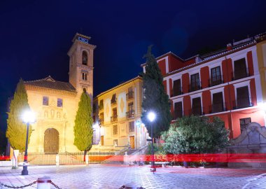 Albaicin Darro Endülüs Bölgesi İspanya Granada'da Saint Gil ve Ana kilisede