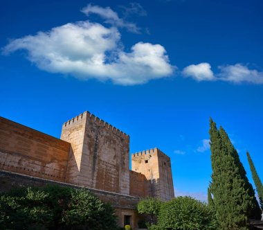 Andalusia, İspanya Granada'da Alhambra Alcazaba