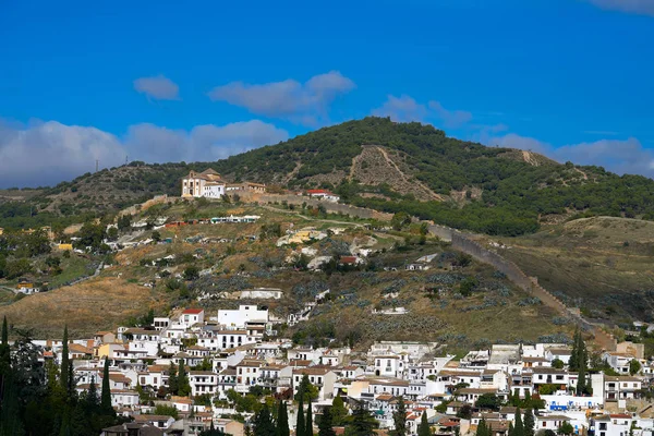 Sacromonte Θέα Από Αλάμπρα Στη Γρανάδα Της Ισπανίας Albayzin Συνοικία — Φωτογραφία Αρχείου