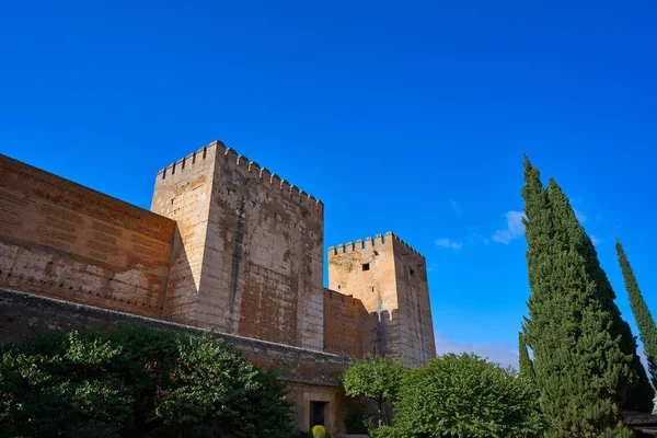 Κάστρο Alcazaba Της Αλάμπρα Στη Γρανάδα Της Ισπανίας Στην Ανδαλουσία — Φωτογραφία Αρχείου