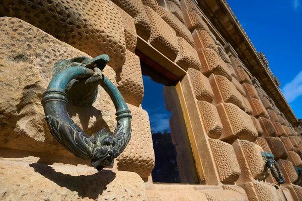 Alhambra Orel Držení Ring Carlos Granada Španělsko — Stock fotografie