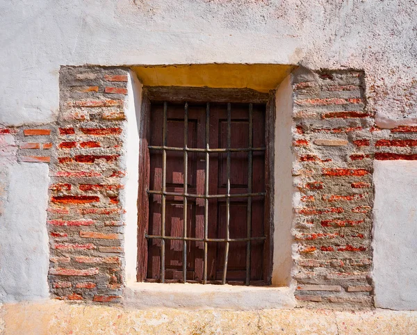 Andalusia İspanya Granada Alpujarras Pampaneira kilise pencere