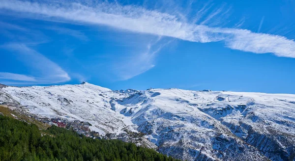 Sierra Nevada Köyü Kar Kayak Merkezi Granada Spanya — Stok fotoğraf