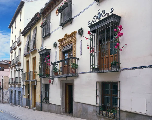 Granada Fasády Ulici Gomerez Andalusie Španělsko — Stock fotografie