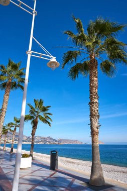 Altea Cap Blanc beach playa Albir Alicante İspanya Costa Blanca de yanında