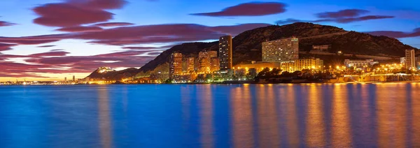 Alicante Panoramę Miasta Zachodzie Słońca Plaży Postiguet Hiszpanii Costa Blanca — Zdjęcie stockowe