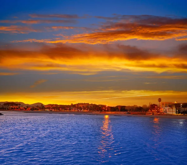 Cambrils strand solnedgång i Tarragona — Stockfoto