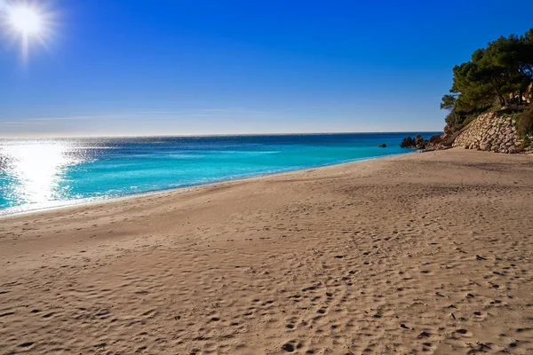 Cala Santa Fe stranden playa i Miami Platja — Stockfoto