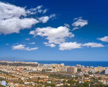 Castellon İspanya 'sında Oropesa de Mar silueti