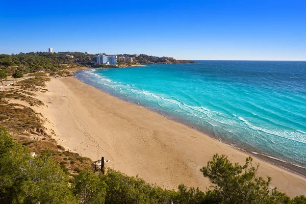 Tarragona 'daki Platja Llarga Salou plajı. — Stok fotoğraf