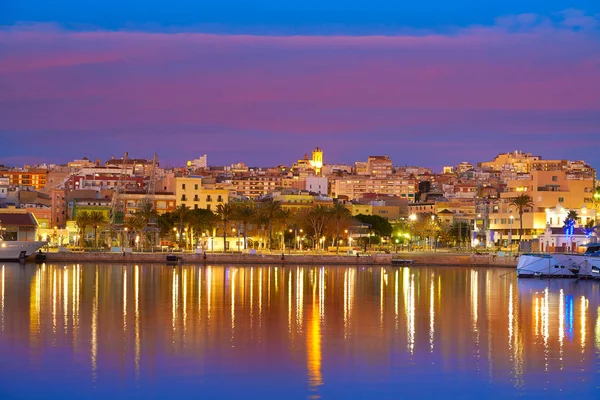 Sonnenuntergang im Hafen von Tarragona in Katalonien — Stockfoto