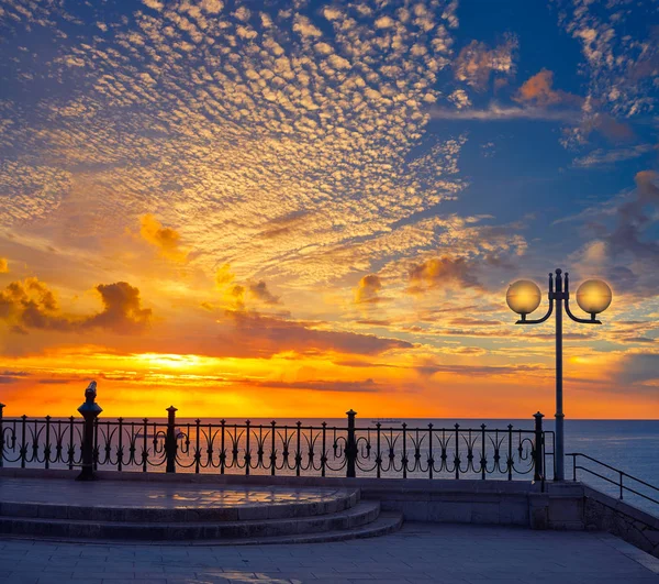 Tarragona Balcony of Europe napkeltekor — Stock Fotó