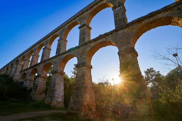 Tarragona 'da Aqueduct Pont del Diable — Stok fotoğraf