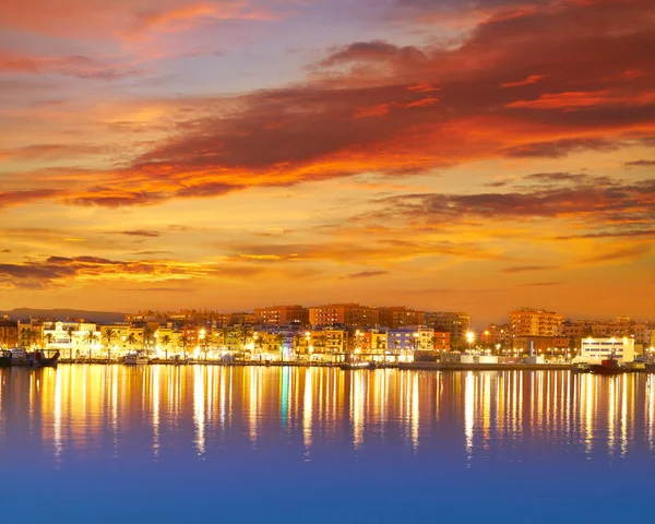 Tarragona přístav západ slunce v Katalánsku — Stock fotografie