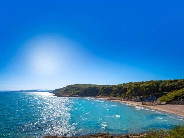 Cala de roca Praia de Plana em Tarragona — Fotografia de Stock