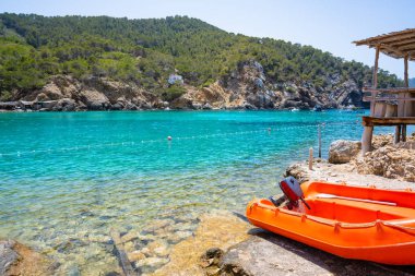 Sant Joan Ibiza Cala Benirras plaj