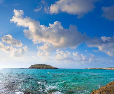 Ibiza Cala Comte conta plaj Balearics