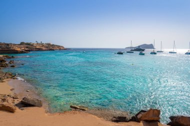 Ibiza Cala Comte conta plaj Balearics