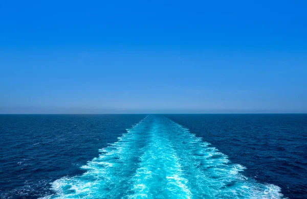 Boat wake ferry cruise wash foam blue sea — Stock Photo, Image