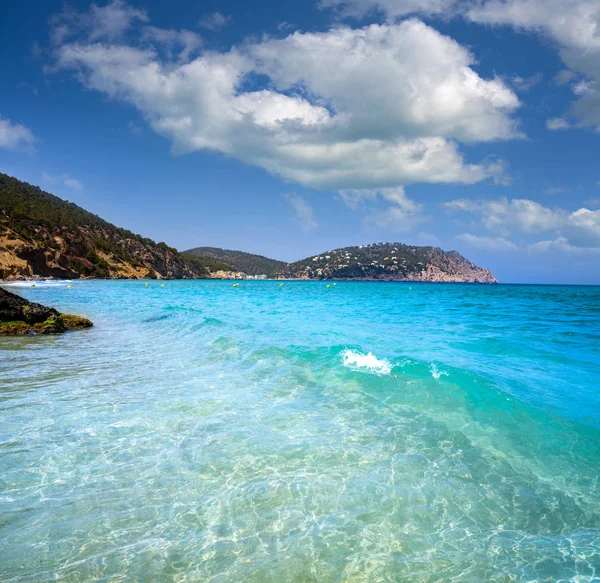 Praia de Ibiza Aigua blanca em Santa Eulália — Fotografia de Stock