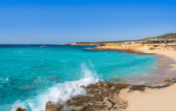 Ibiza Cala Comte conta playa Baleares — Foto de Stock