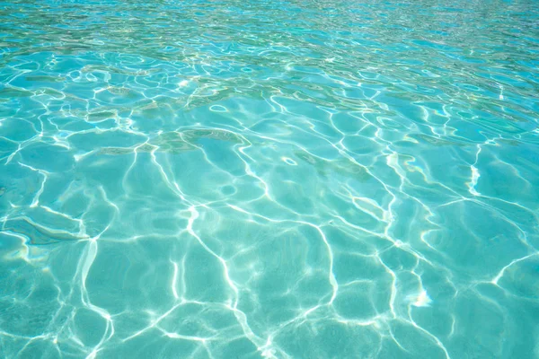 Ibiza tropisch helder water strand achtergrond — Stockfoto