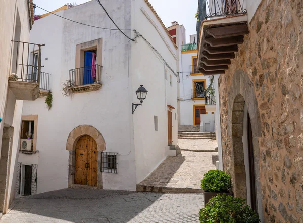 Ibiza Eivissa centrum Dalt Vila gevels — Stockfoto