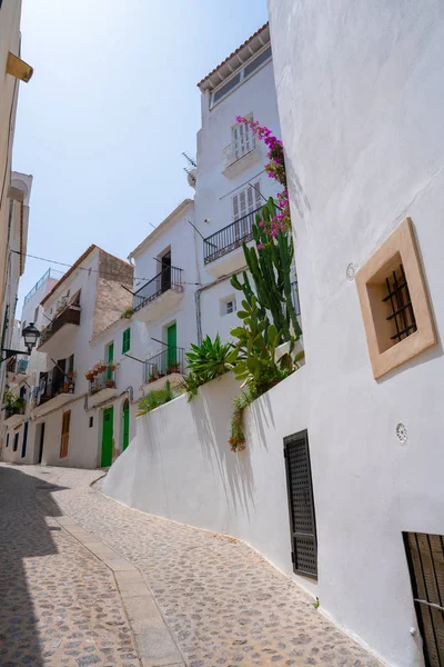 Ibiza Eivissa centro da cidade fachadas Dalt Vila — Fotografia de Stock