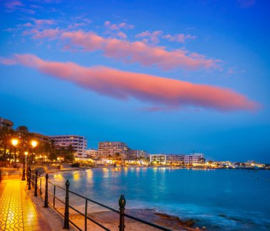 Santa Eulalia Balearics Ibiza günbatımı plaj