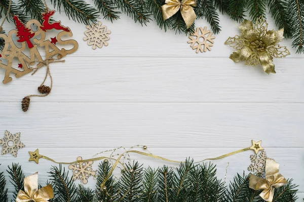 Abeto Navideño Con Decoración Purpurina Sobre Fondo Madera Fondo Navidad — Foto de Stock